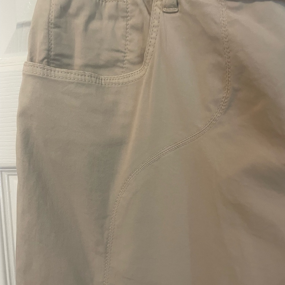 Men's Tan Chinos - Picture 3 of 10